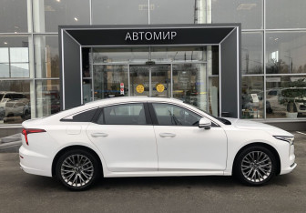 Подержанный автомобиль FAW Bestune B70 2023 года (4 фото)