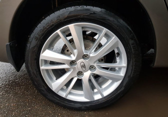 Подержанный автомобиль LADA (ВАЗ) Granta Liftback 2024 года (12 фото)