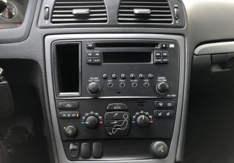 Подержанный автомобиль Volvo S60 2007 года (14 фото)