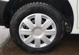 Подержанный автомобиль Peugeot Partner 2013 года (12 фото)