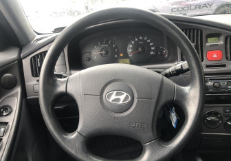 Подержанный автомобиль Hyundai Elantra Sedan 2008 года (12 фото)