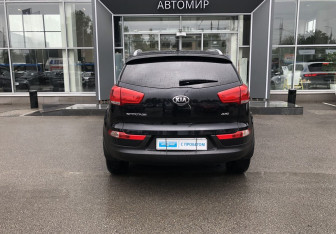 Подержанный автомобиль Kia Sportage 2014 года (6 фото)