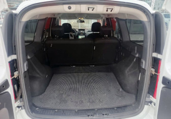 Подержанный автомобиль LADA (ВАЗ) Largus Wagon 2024 года (12 фото)