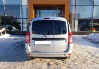 Подержанный автомобиль LADA (ВАЗ) Largus Wagon 2024 года (6 фото)