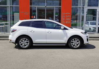 Подержанный автомобиль Mazda CX-7 2011 года (4 фото)