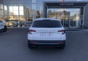 Подержанный автомобиль Skoda Karoq 2020 года (6 фото)