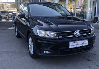 Подержанный автомобиль Volkswagen Tiguan 2017 года (3 фото)