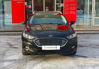Подержанный автомобиль Ford Mondeo Wagon 2019 года (2 фото)