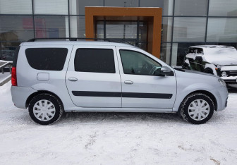 Подержанный автомобиль LADA (ВАЗ) Largus Wagon 2021 года (4 фото)