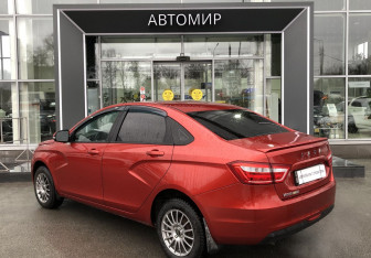 Подержанный автомобиль LADA (ВАЗ) Vesta Sedan 2016 года (7 фото)