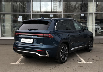 Подержанный автомобиль Geely Monjaro 2023 года (5 фото)