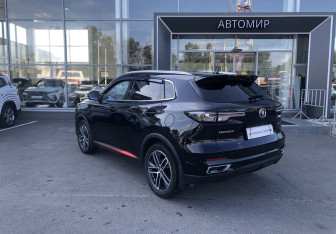 Подержанный автомобиль Changan CS55PLUS 2024 года (5 фото)