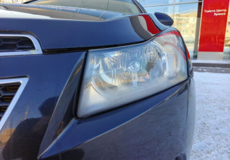 Подержанный автомобиль Chevrolet Cruze Sedan 2011 года (9 фото)