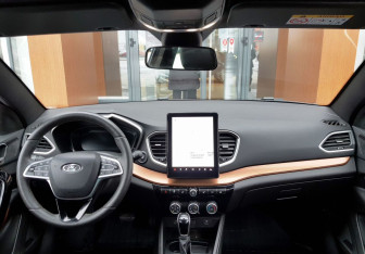 Подержанный автомобиль LADA (ВАЗ) Vesta Wagon 2024 года (11 фото)