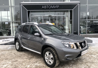 Подержанный автомобиль Nissan Terrano 2021 года (3 фото)