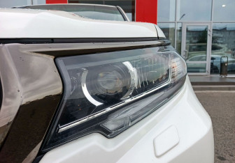 Подержанный автомобиль Toyota Land Cruiser Prado 2020 года (9 фото)