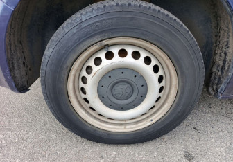 Подержанный автомобиль Volkswagen Caravelle 2007 года (10 фото)