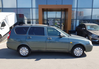 Подержанный автомобиль LADA (ВАЗ) Priora Wagon 2012 года (4 фото)