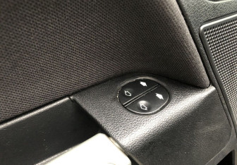 Подержанный автомобиль Ford Fusion 2008 года (13 фото)