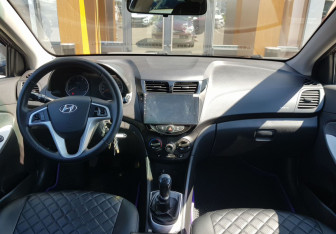 Подержанный автомобиль Hyundai Solaris Sedan 2013 года (11 фото)