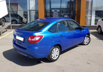 Подержанный автомобиль LADA (ВАЗ) Granta Liftback 2022 года (5 фото)