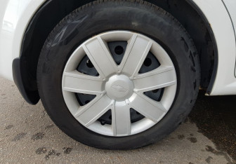 Подержанный автомобиль Chevrolet Lacetti Hatchback 2010 года (12 фото)