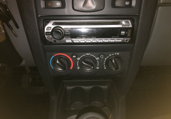 Подержанный автомобиль Renault Symbol 2008 года (14 фото)