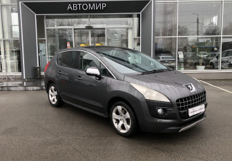 Подержанный автомобиль Peugeot 3008 2010 года (3 фото)