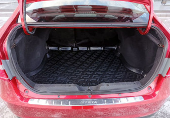 Подержанный автомобиль LADA (ВАЗ) Vesta Sedan 2016 года (12 фото)