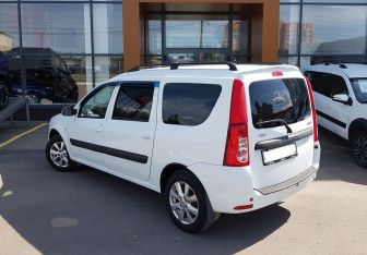 Подержанный автомобиль LADA (ВАЗ) Largus Wagon 2018 года (7 фото)