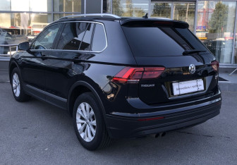 Подержанный автомобиль Volkswagen Tiguan 2017 года (7 фото)