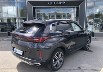 Подержанный автомобиль Exeed LX 2023 года (5 фото)