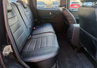 Подержанный автомобиль УАЗ Patriot 2014 года (16 фото)