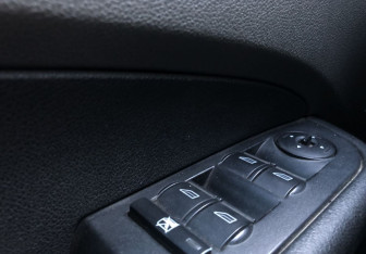 Подержанный автомобиль Ford Focus Sedan 2005 года (13 фото)