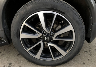 Подержанный автомобиль Nissan X-Trail 2019 года (21 фото)