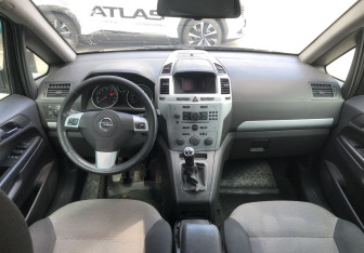 Подержанный автомобиль Opel Zafira Compactvan 2014 года (10 фото)