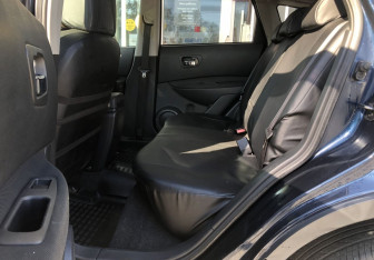 Подержанный автомобиль Nissan Qashqai 2009 года (9 фото)