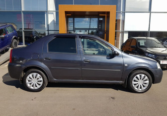 Подержанный автомобиль Renault Logan Sedan 2007 года (4 фото)