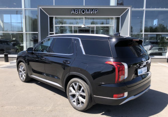 Подержанный автомобиль Hyundai Palisade 2022 года (7 фото)
