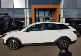 Подержанный автомобиль LADA (ВАЗ) Vesta Wagon 2024 года (8 фото)