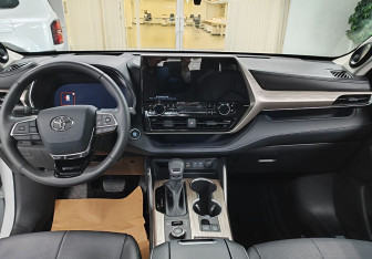 Новый Toyota Highlander 2025 (6 фото)
