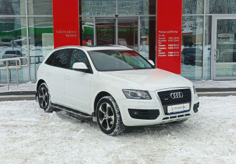 Подержанный автомобиль Audi Q5 2012 года (3 фото)