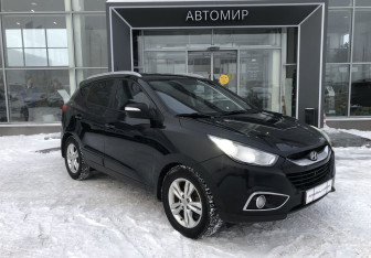 Подержанный автомобиль Hyundai ix35 2013 года (3 фото)
