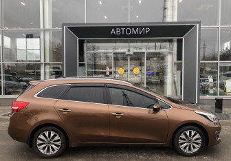 Подержанный автомобиль Kia Ceed Wagon 2016 года (4 фото)