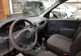 Подержанный автомобиль LADA (ВАЗ) Largus Van 2018 года (10 фото)