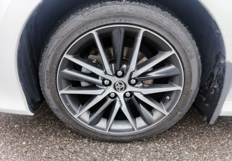 Подержанный автомобиль Toyota Camry Sedan 2021 года (10 фото)