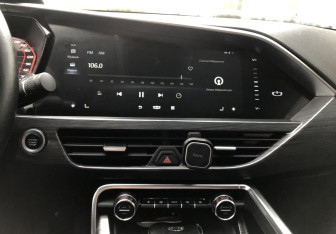 Подержанный автомобиль Geely Tugella 2021 года (14 фото)