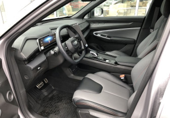 Подержанный автомобиль Geely Cityray 2024 года (10 фото)