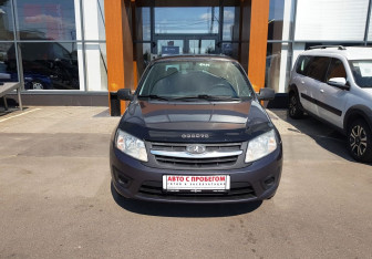 Подержанный автомобиль LADA (ВАЗ) Granta Sedan 2015 года (2 фото)