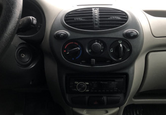 Подержанный автомобиль LADA (ВАЗ) Kalina Wagon 2010 года (14 фото)